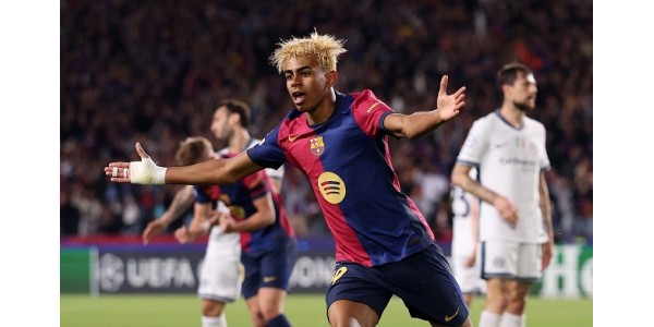 O FC Barcelona pede ainda a Lamine Yamal que herde a camisola número 10 O FC Barcelona pede ainda a Lamine Yamal que herde a camisola número 10